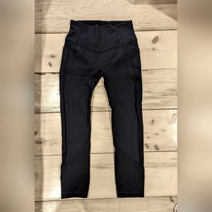 All the Right Places High-rise Lululemon black leggings size 6